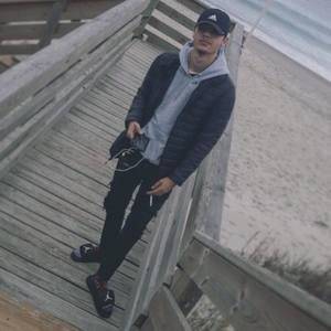 Meet your Posher, Charles